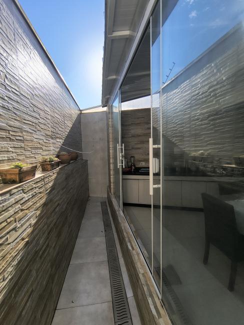 Casa à venda em Xaxim, Curitiba — Fava Imóveis