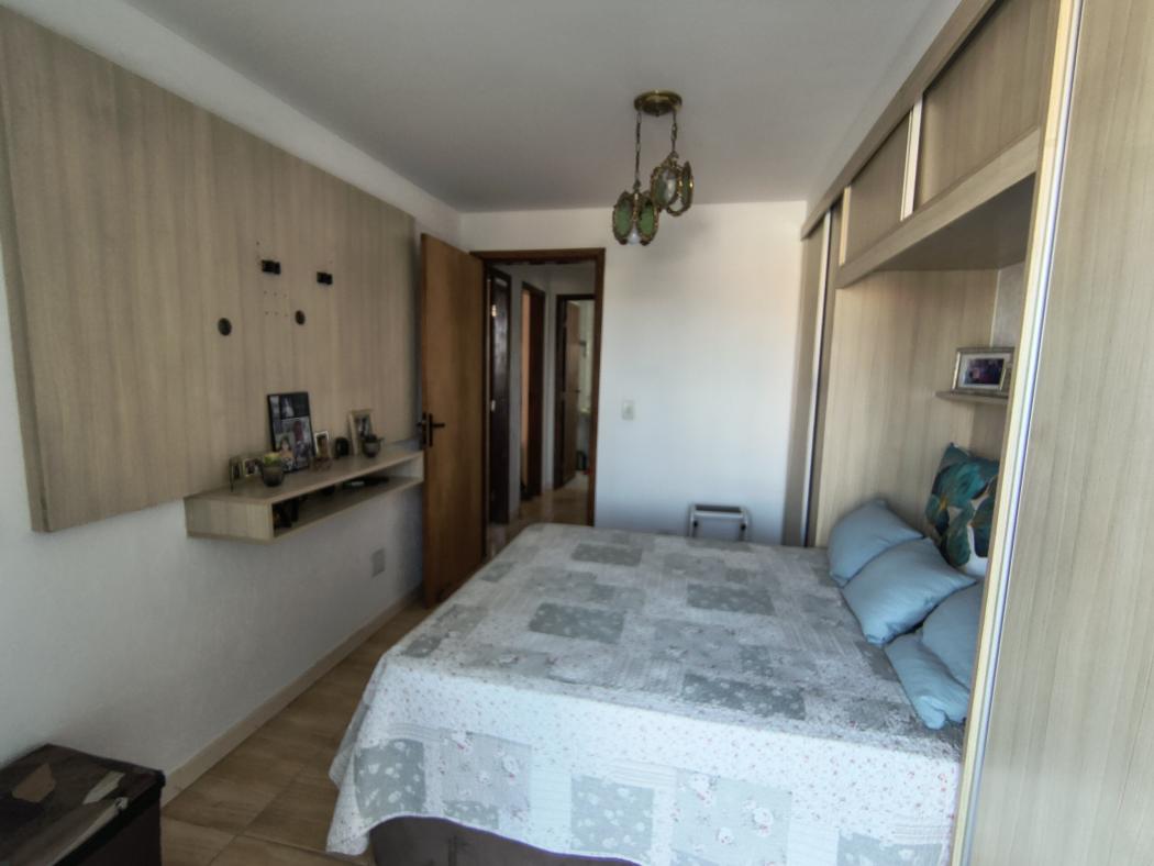 Casa à venda em Xaxim, Curitiba — Fava Imóveis