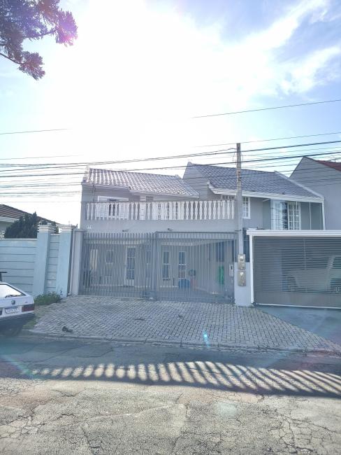 Casa à venda em Xaxim, Curitiba — Fava Imóveis