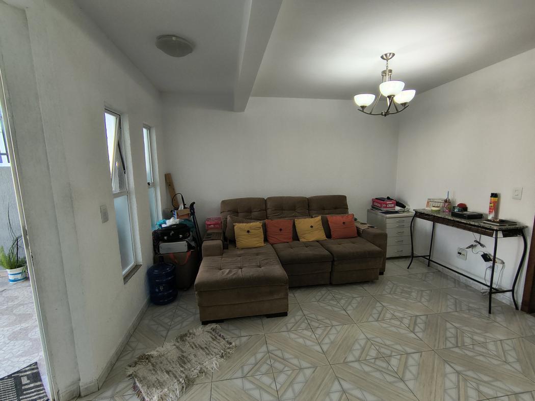 Casa à venda em Xaxim, Curitiba — Fava Imóveis