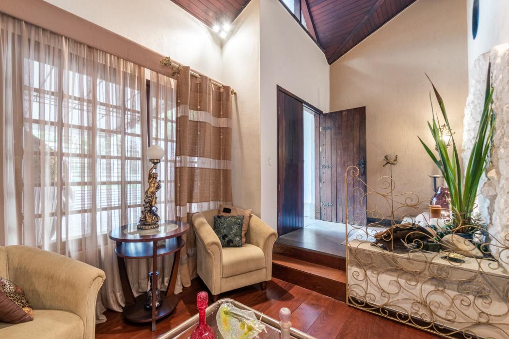  - Casa com 4 dormitórios à venda, 236 m² - Boa Vista - Curitiba/PR