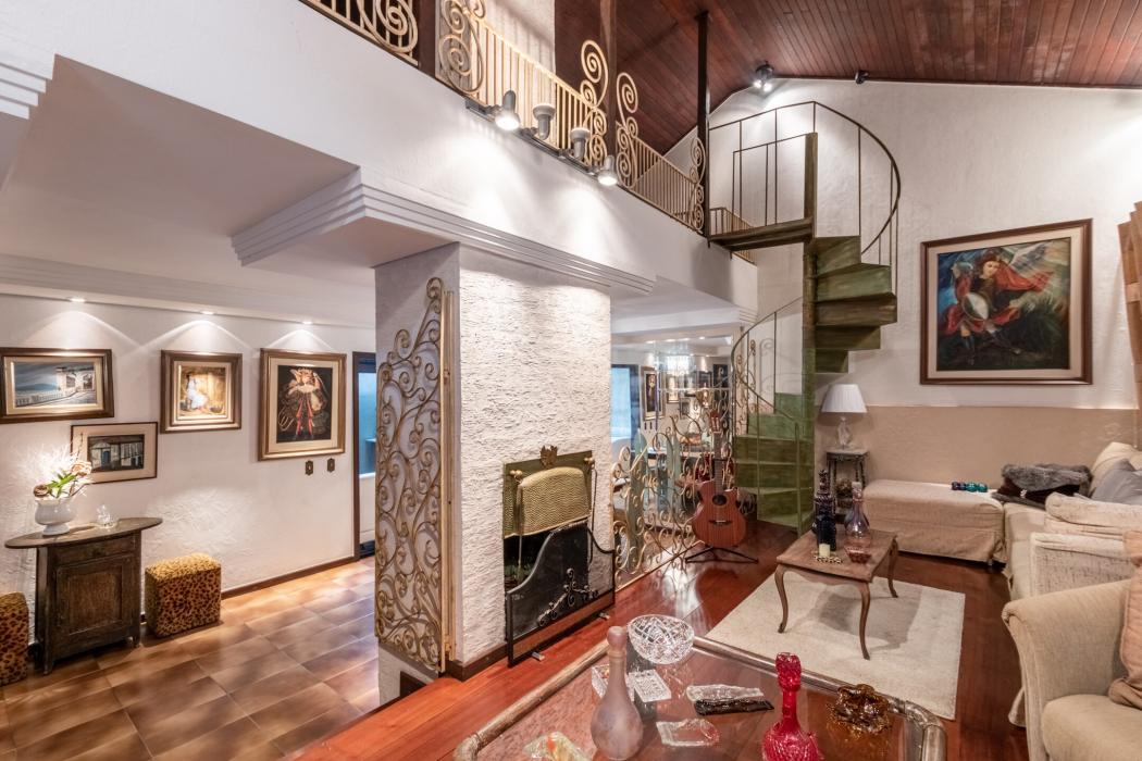 Casa em CURITIBA - PR, no bairro Boa Vista - Referência CA0003-ABNJ