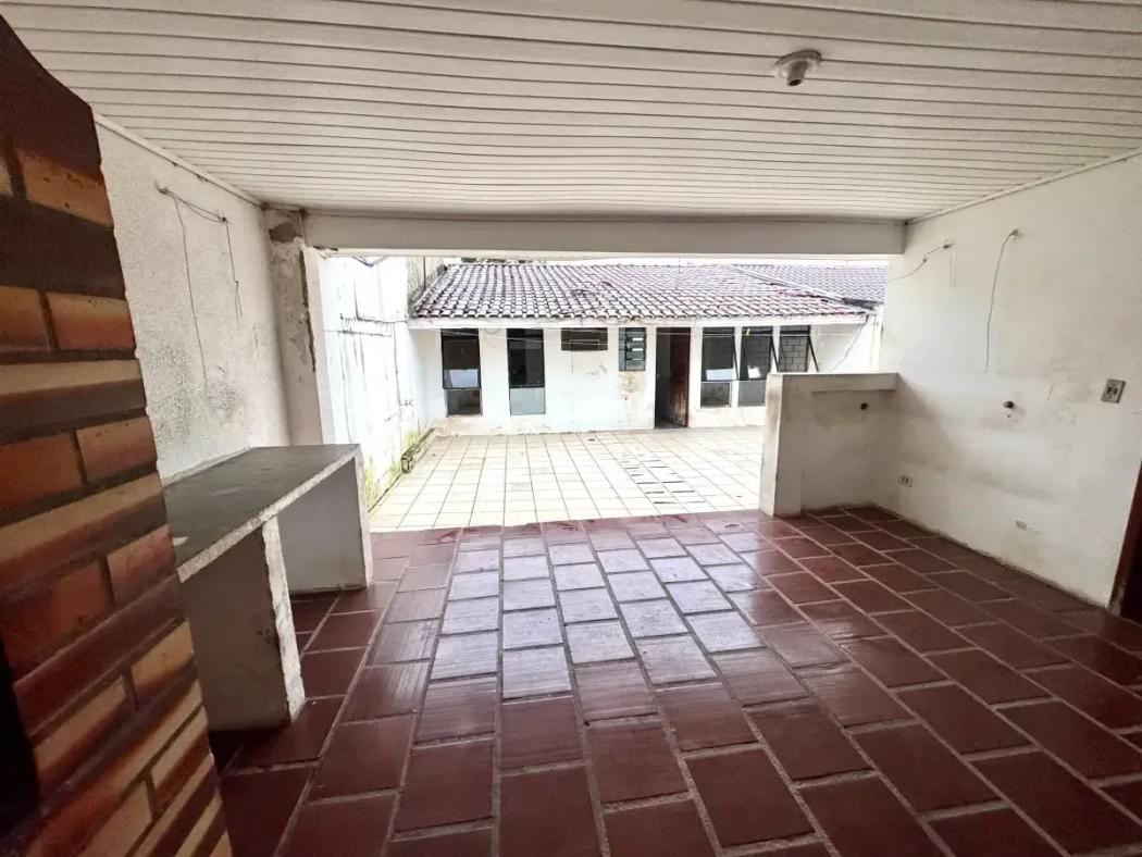 Casa à venda em Jardim Das Américas, Curitiba — Hub Urbana