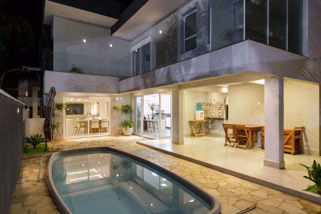 Casa à venda em Santa Felicidade, Curitiba — Hub Urbana