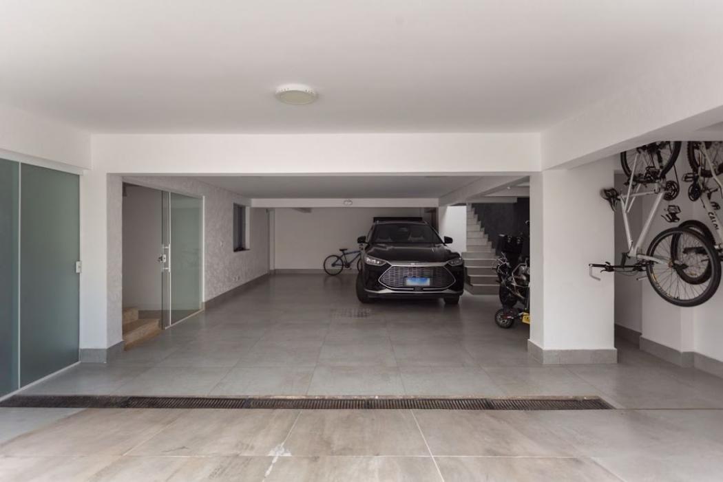 Casa à venda em Santa Felicidade, Curitiba — Hub Urbana