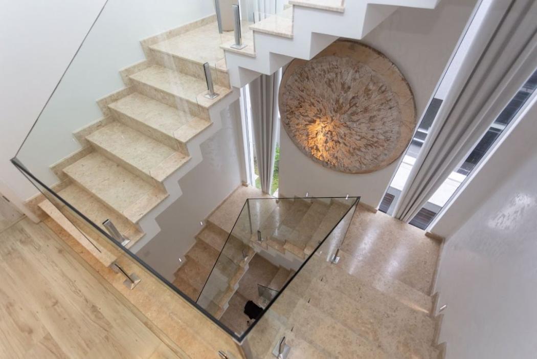 Casa à venda em Santa Felicidade, Curitiba — Hub Urbana