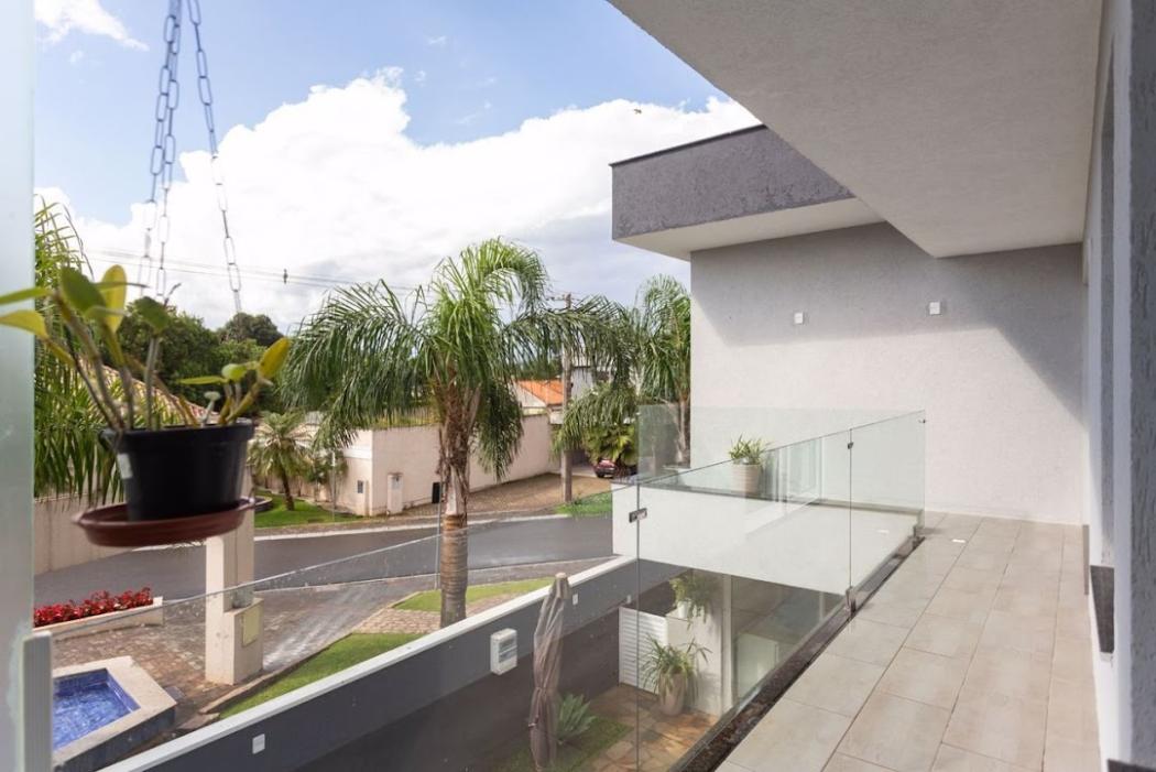 Casa à venda em Santa Felicidade, Curitiba — Hub Urbana
