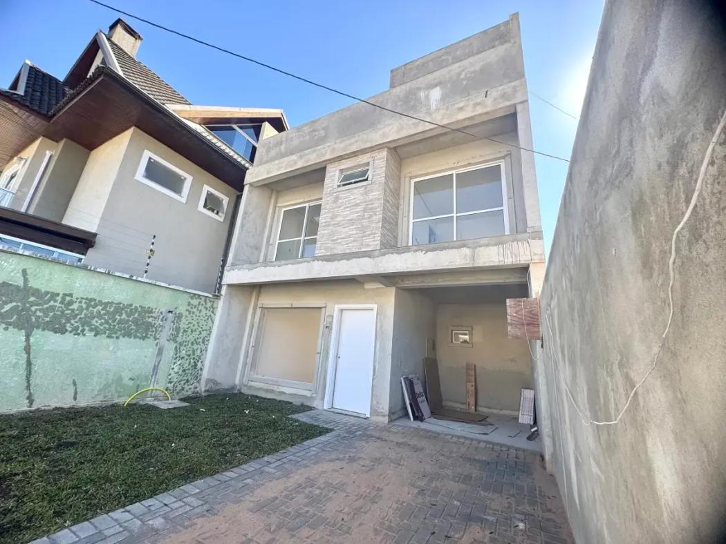 Casa à venda em Uberaba, Curitiba — Hub Urbana