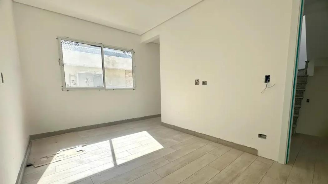 Casa à venda em Uberaba, Curitiba — Hub Urbana