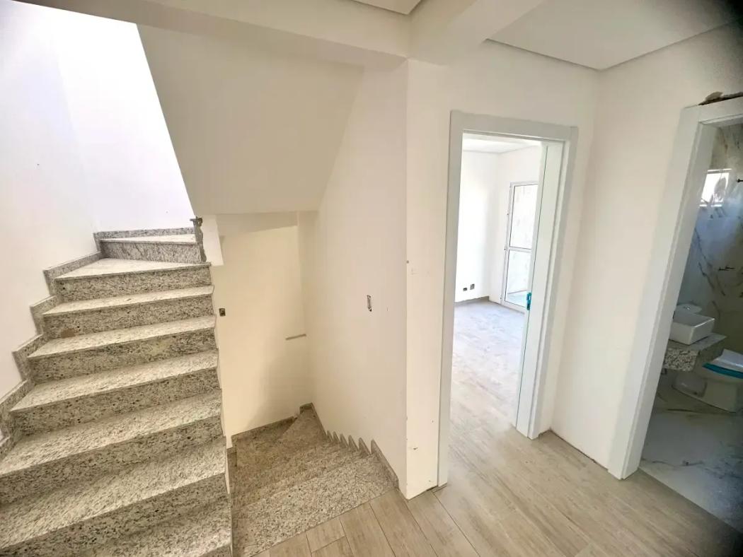 Casa à venda em Uberaba, Curitiba — Hub Urbana