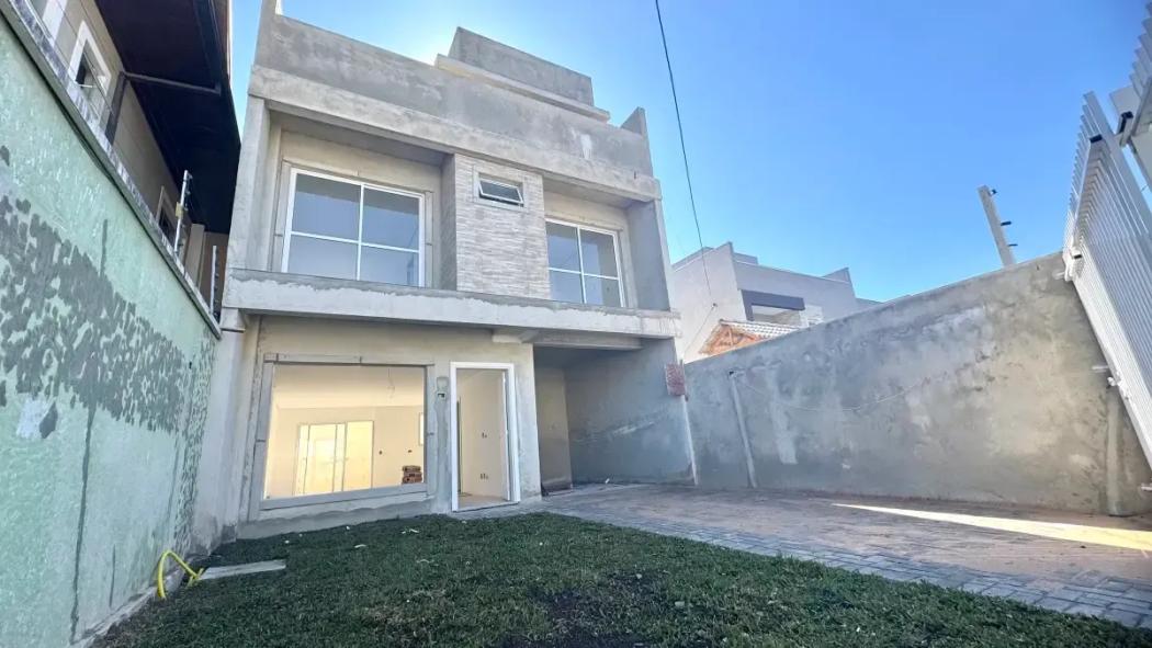 Casa à venda em Uberaba, Curitiba — Hub Urbana