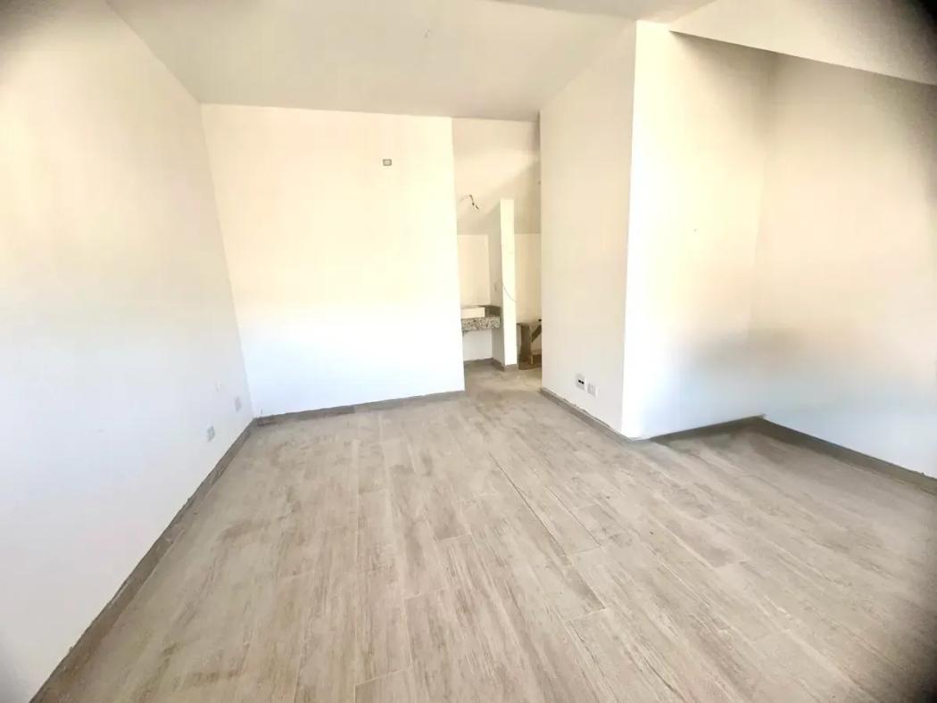 Casa à venda em Uberaba, Curitiba — Hub Urbana