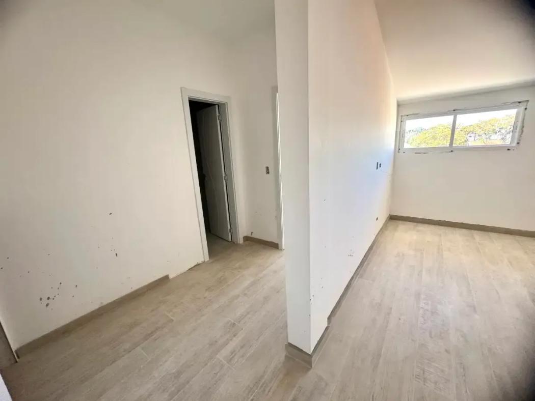 Casa à venda em Uberaba, Curitiba — Hub Urbana