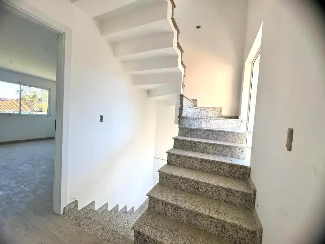 Casa à venda em Uberaba, Curitiba — Hub Urbana