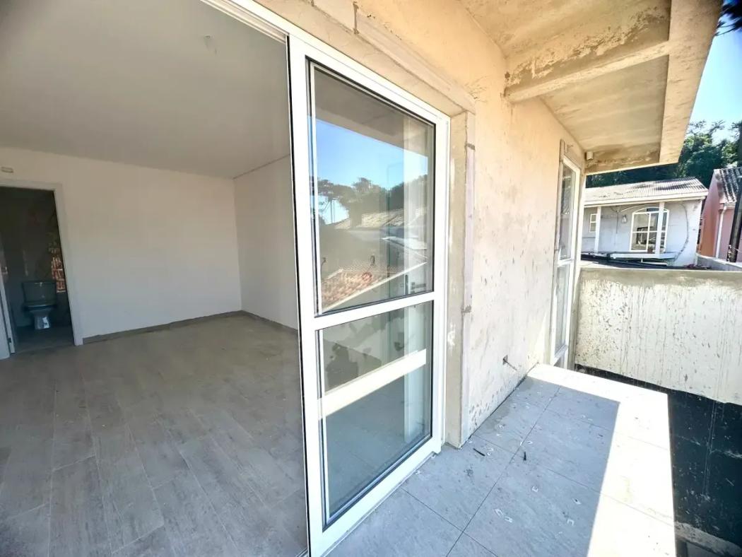 Casa à venda em Uberaba, Curitiba — Hub Urbana