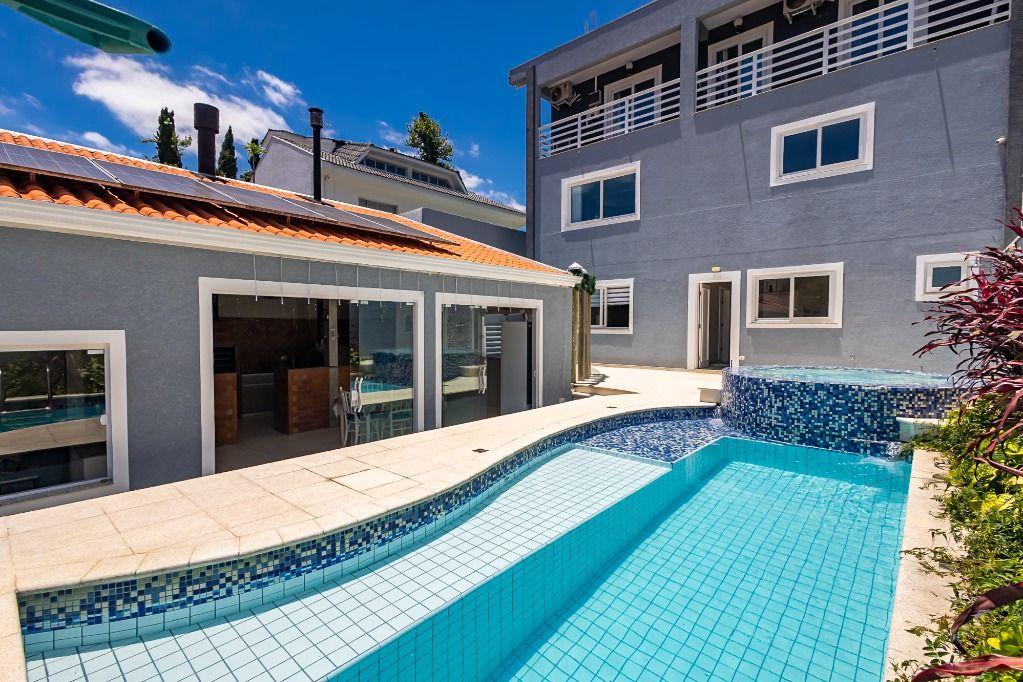 Casa em Curitiba - PR, no bairro Pilarzinho - Referência CA0010-MACF