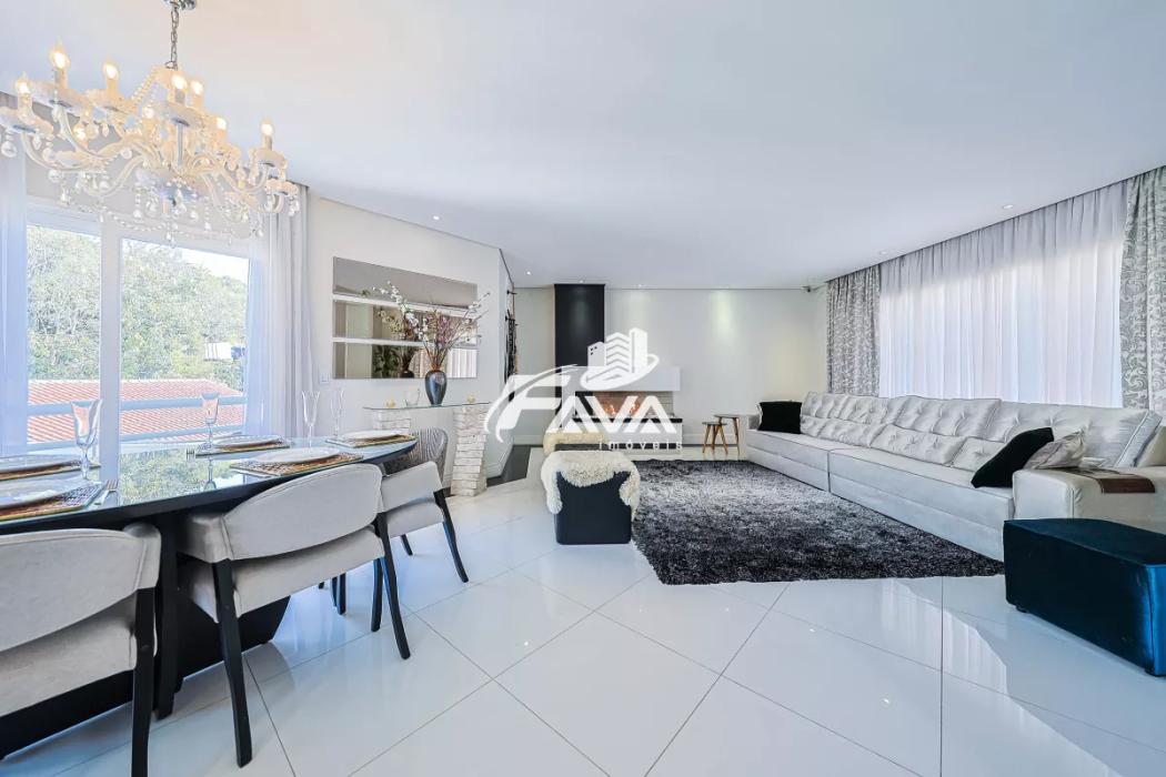 Casa à venda em Orleans, Curitiba — Hub Urbana