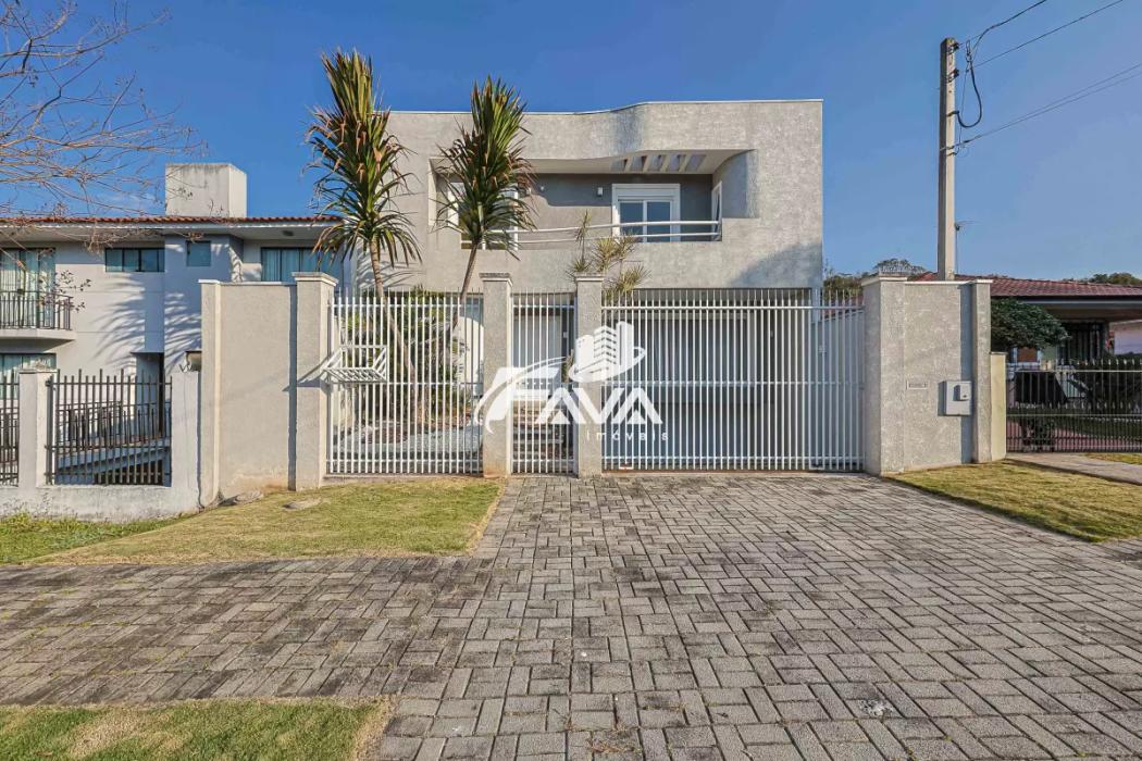 Casa à venda em Orleans, Curitiba — Hub Urbana
