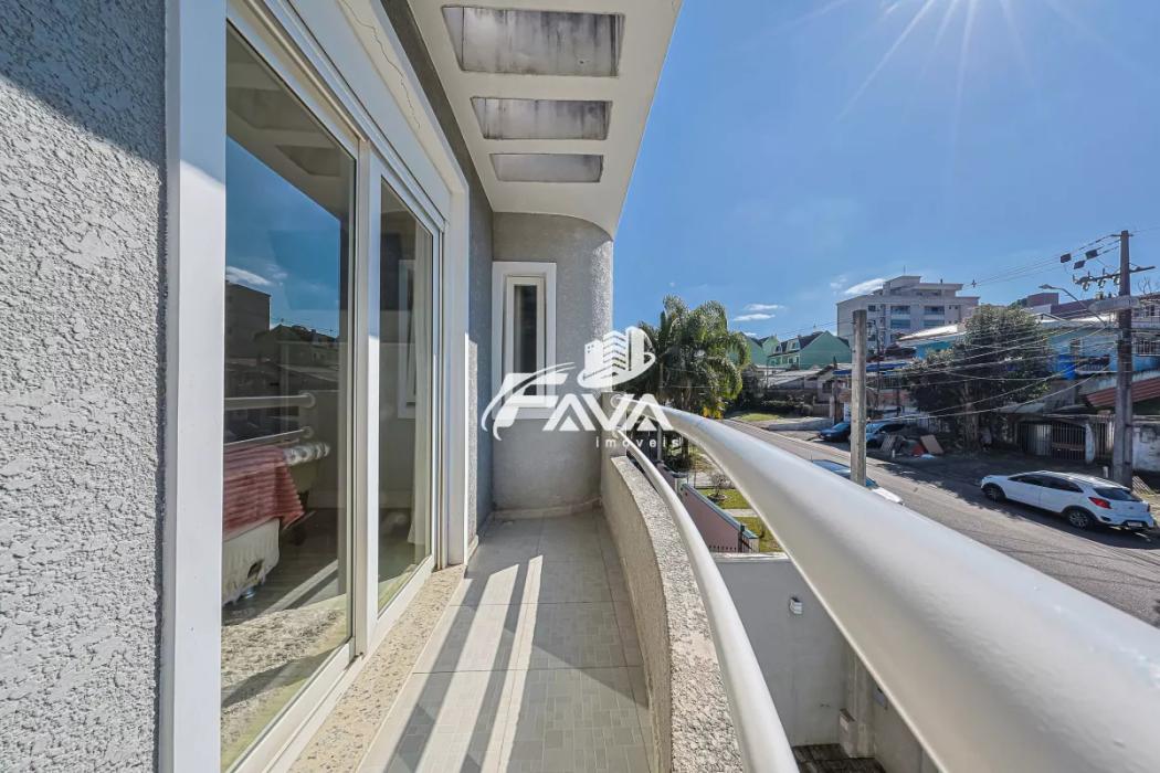 Casa à venda em Orleans, Curitiba — Hub Urbana