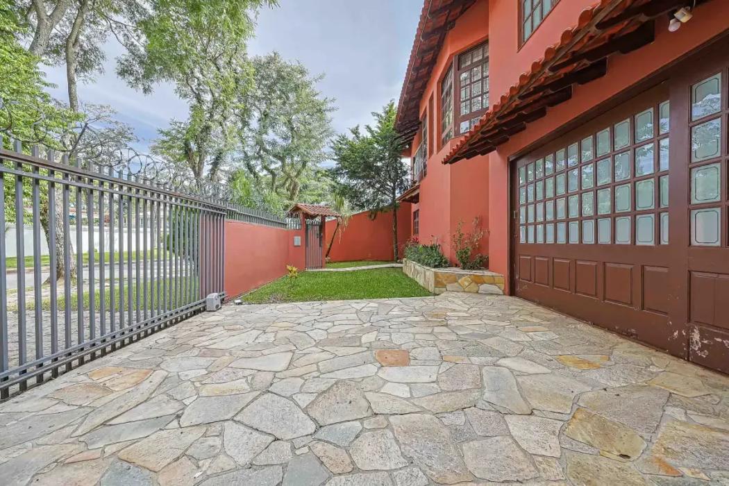 Casa para alugar em Jardim Social, Curitiba — Hub Urbana