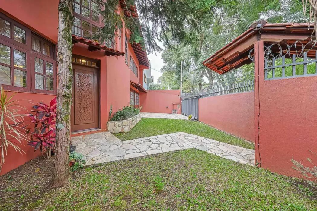 Casa para alugar em Jardim Social, Curitiba — Hub Urbana