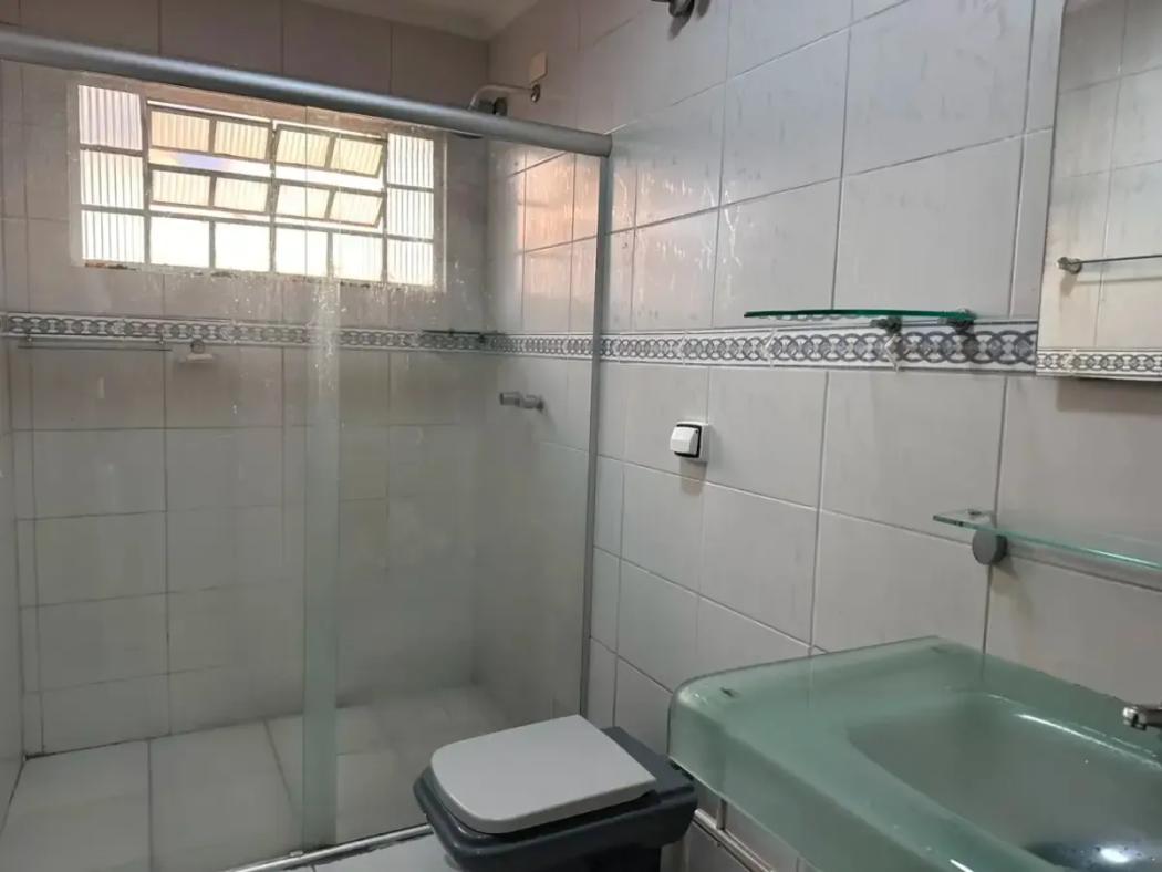 Casa à venda em Santo Inácio, Curitiba — Hub Urbana