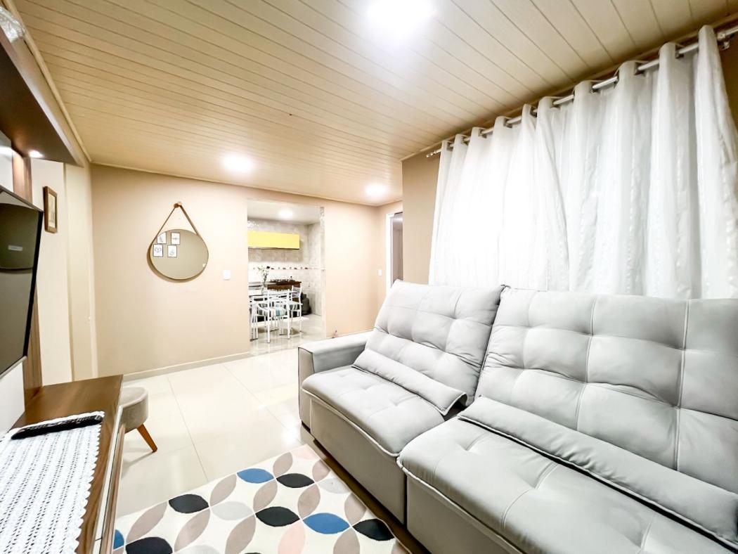 Casa em Curitiba - PR, no bairro Campo Comprido - Referência CA0015-LIPD