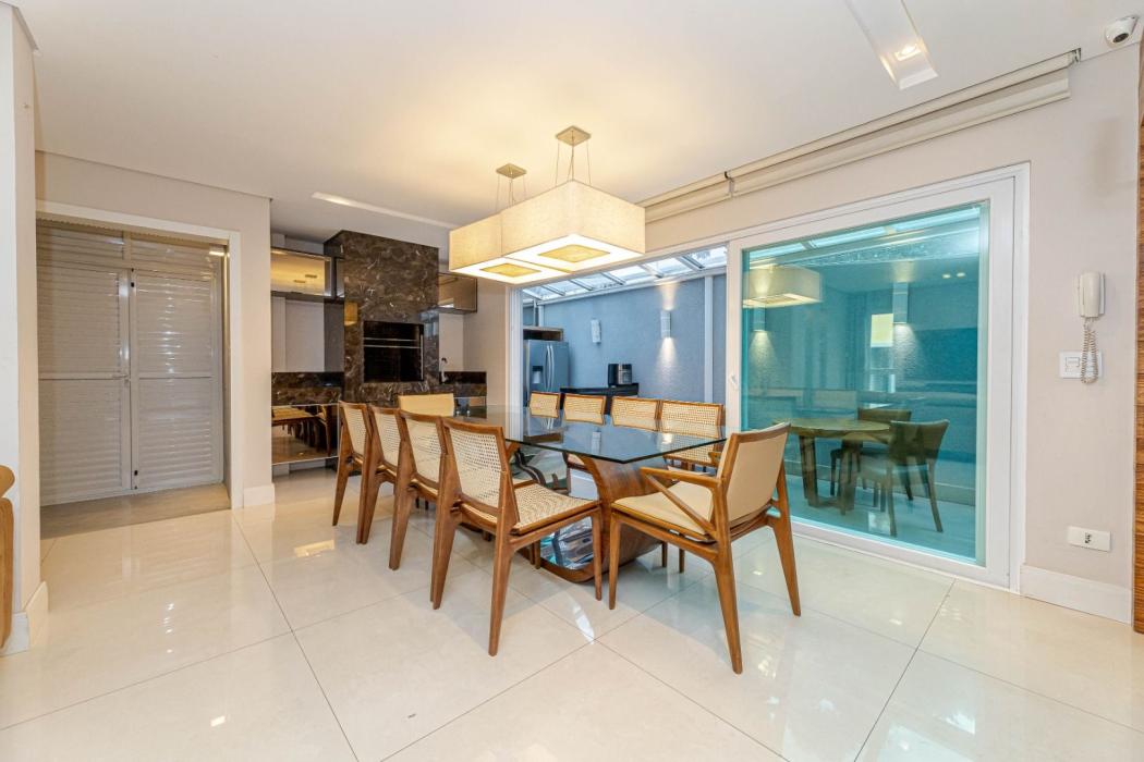 Casa em Curitiba - PR, no bairro Pilarzinho - Referência CA0016-TREV