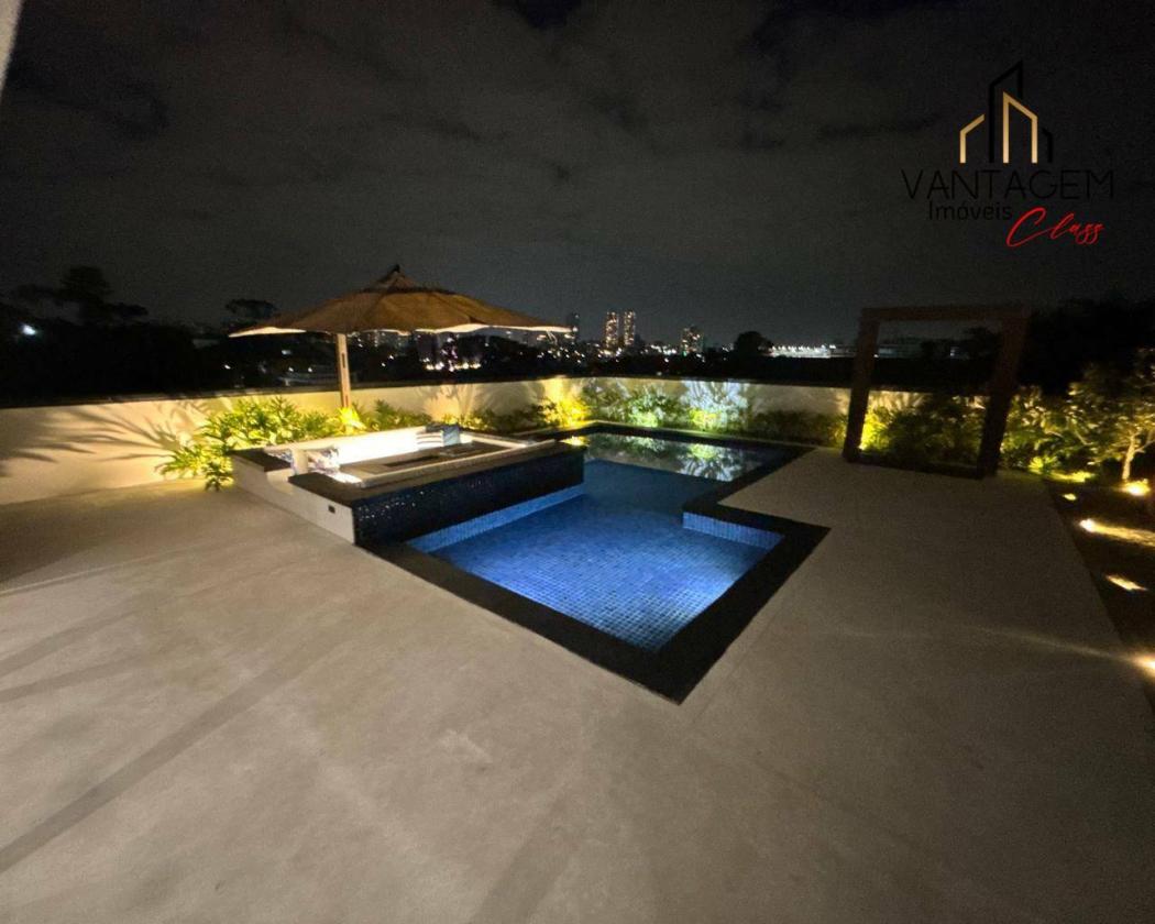Casa à venda em Santo Inácio, Curitiba — Hub Urbana