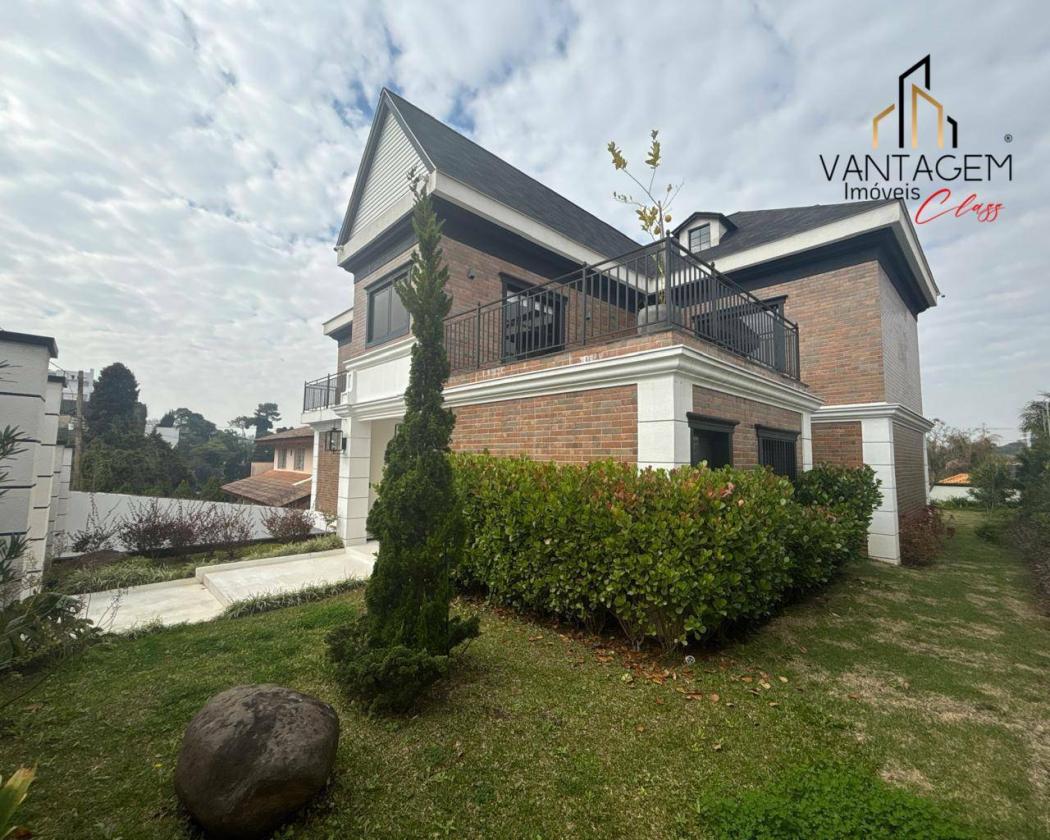 Casa à venda em Santo Inácio, Curitiba — Hub Urbana