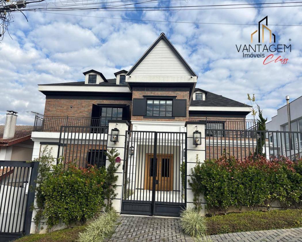 Casa à venda em Santo Inácio, Curitiba — Hub Urbana