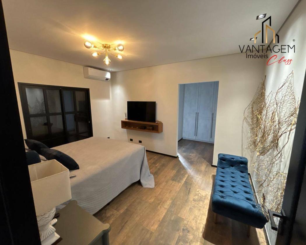 Casa à venda em Santo Inácio, Curitiba — Hub Urbana