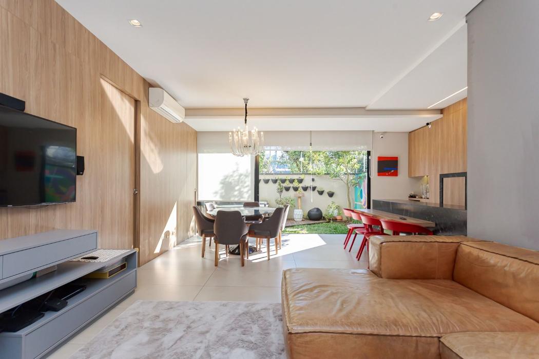 Casa em Curitiba - PR, no bairro Bom Retiro - Referência CA0020-GULE