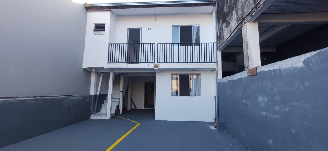 Casa para alugar com 4 quartos, 114m² - Pinheirinho,Curitiba 