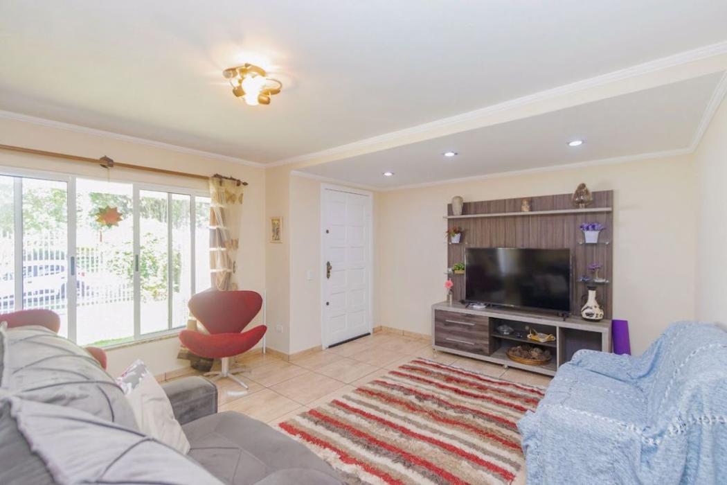 Casa à venda em Uberaba, Curitiba — Hub Urbana