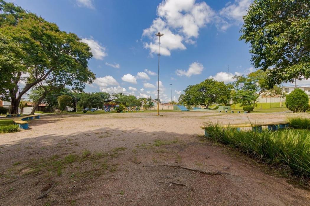 Casa à venda em Uberaba, Curitiba — Hub Urbana
