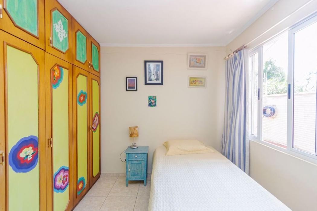 Casa à venda em Uberaba, Curitiba — Hub Urbana