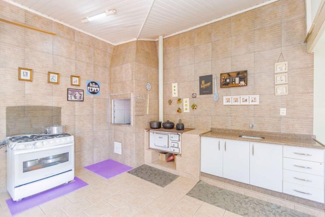 Casa à venda em Uberaba, Curitiba — Hub Urbana
