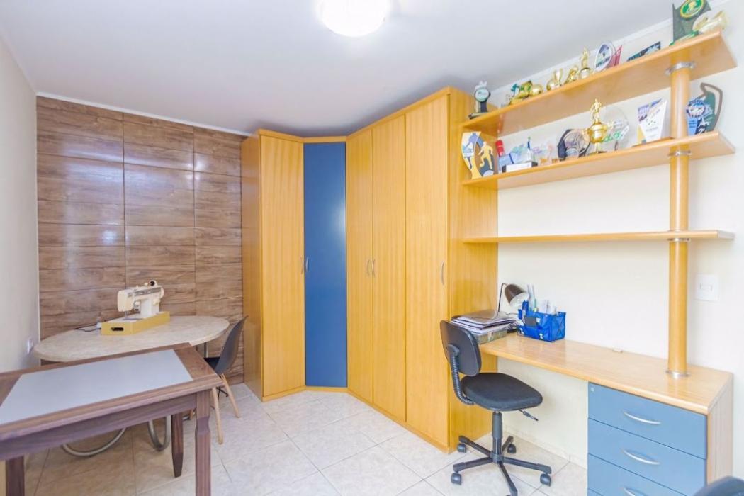 Casa à venda em Uberaba, Curitiba — Hub Urbana
