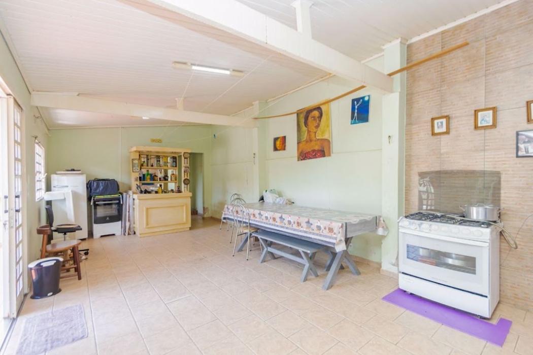 Casa à venda em Uberaba, Curitiba — Hub Urbana