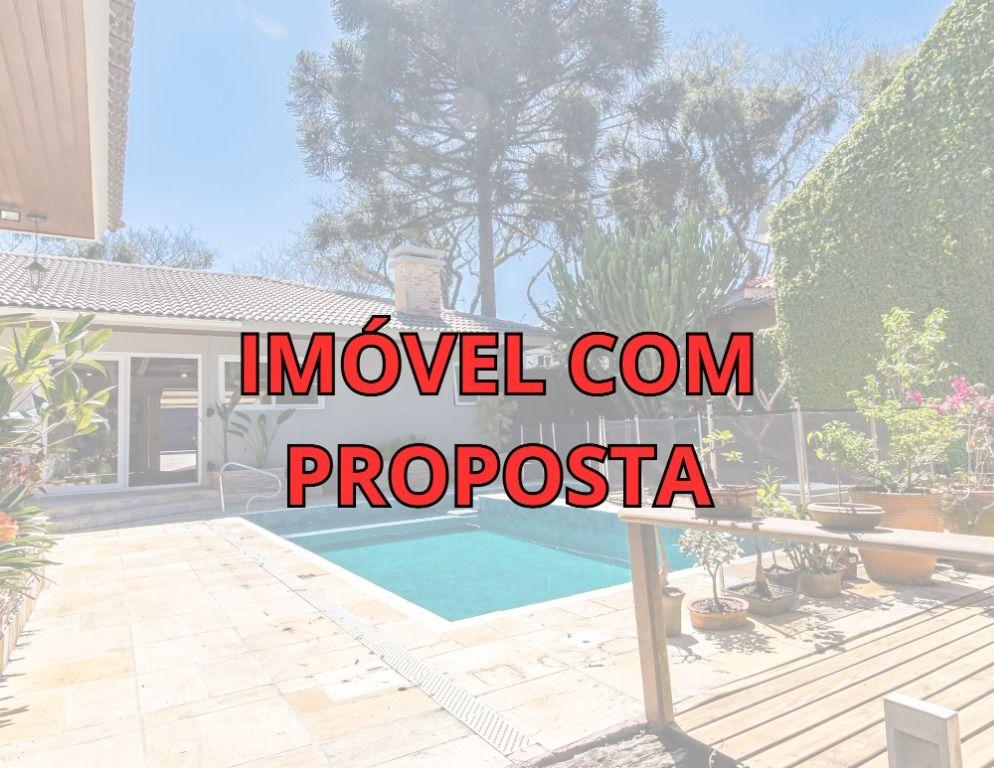 Casa em Curitiba - PR, no bairro Seminário - Referência CA0029-RECH