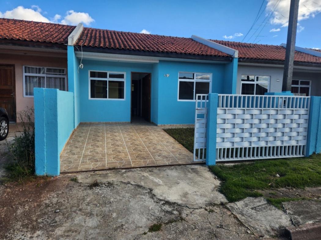 Linda Casa com 2 dormitórios à venda - voa corretor