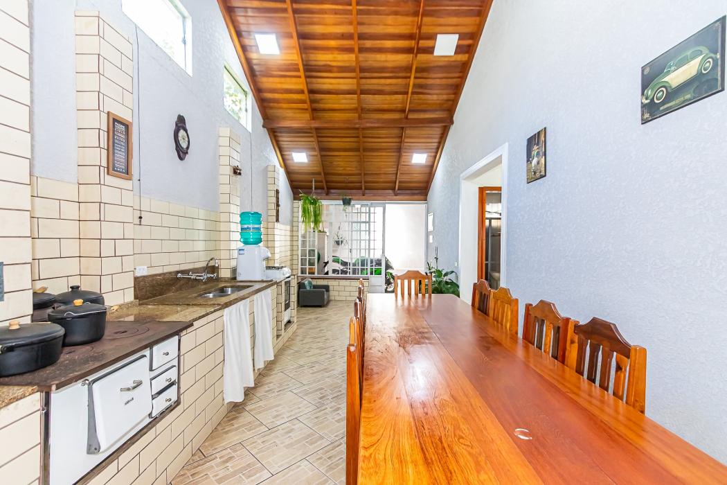  - Casa térrea à venda no bairro Cajuru em Curitiba/PR