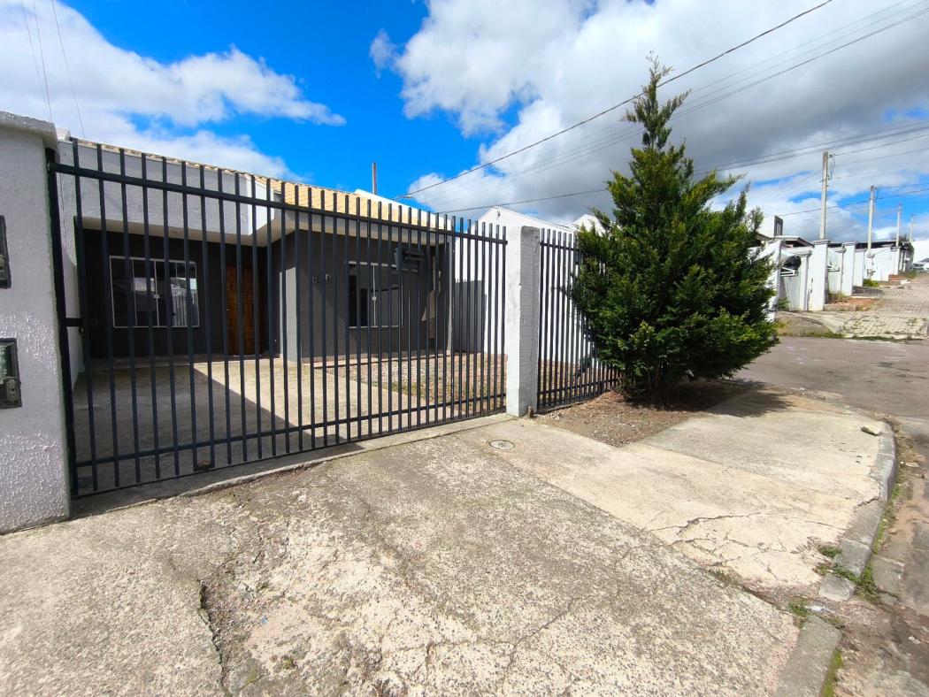 Casa em Fazenda Rio Grande - PR, no bairro Estados - Referência CA0036-AN42