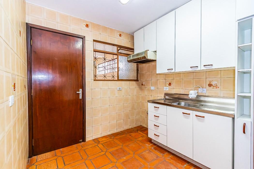 Casa para alugar em Tarumã, Curitiba — Hub Urbana