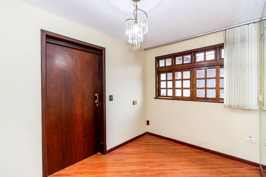 Casa para alugar em Tarumã, Curitiba — Hub Urbana