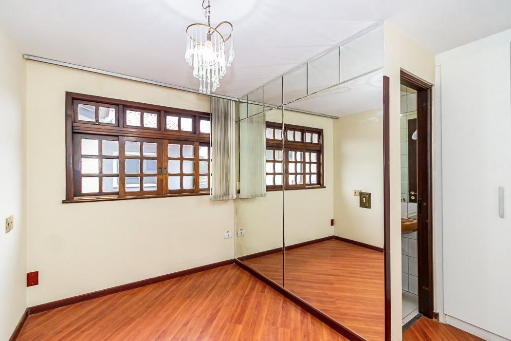 Casa para alugar em Tarumã, Curitiba — Hub Urbana