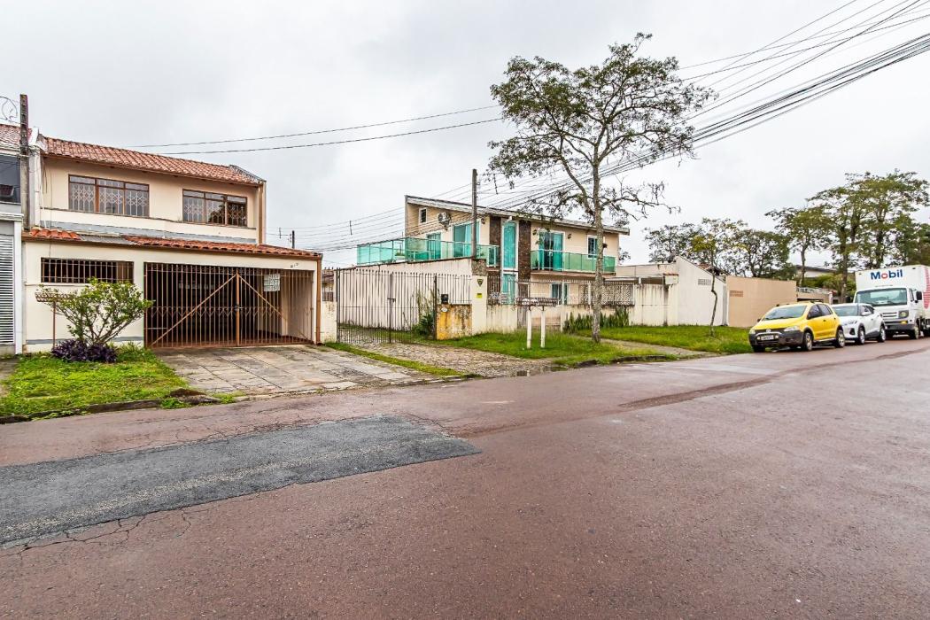 Casa para alugar em Tarumã, Curitiba — Hub Urbana