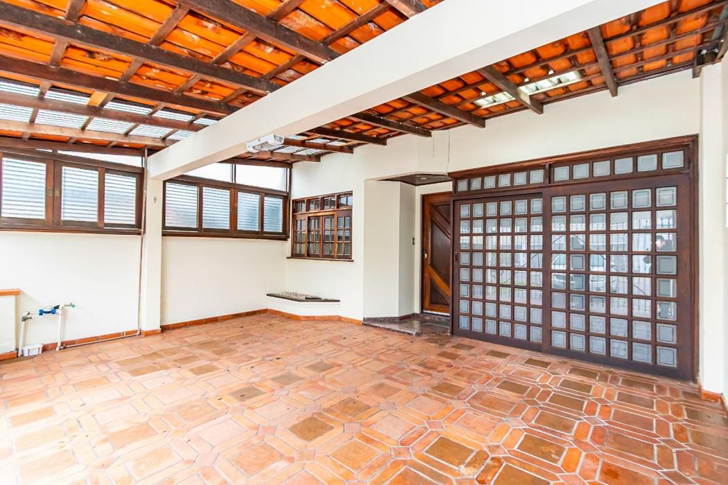 Casa para alugar em Tarumã, Curitiba — Hub Urbana