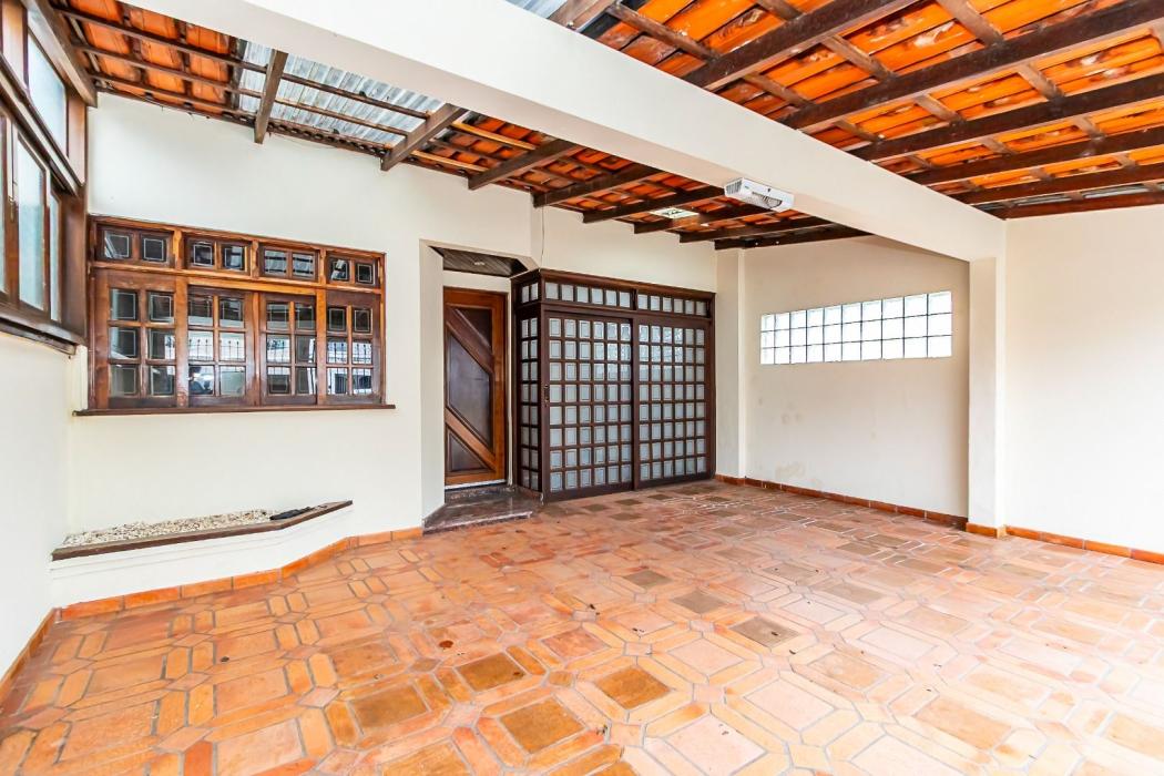 Casa para alugar em Tarumã, Curitiba — Hub Urbana